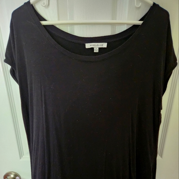 Rose + Olive Scoop Neck Tee with lace trim layered look XL - Picture 2 of 5